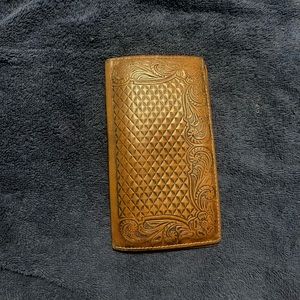 Ariat Wallet Embossed Basketweave Floral